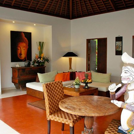 Saba Villa Canggu Exteriör bild