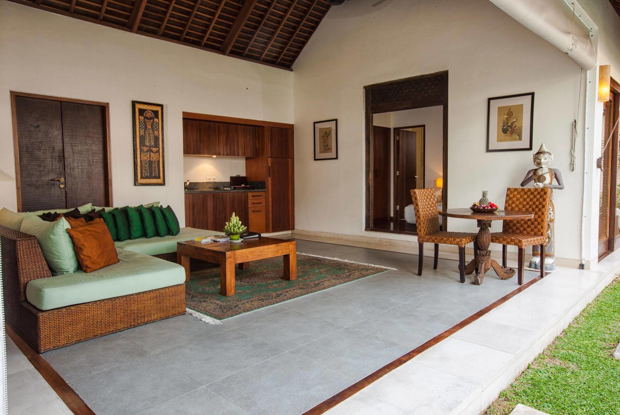 Saba Villa Canggu Exteriör bild